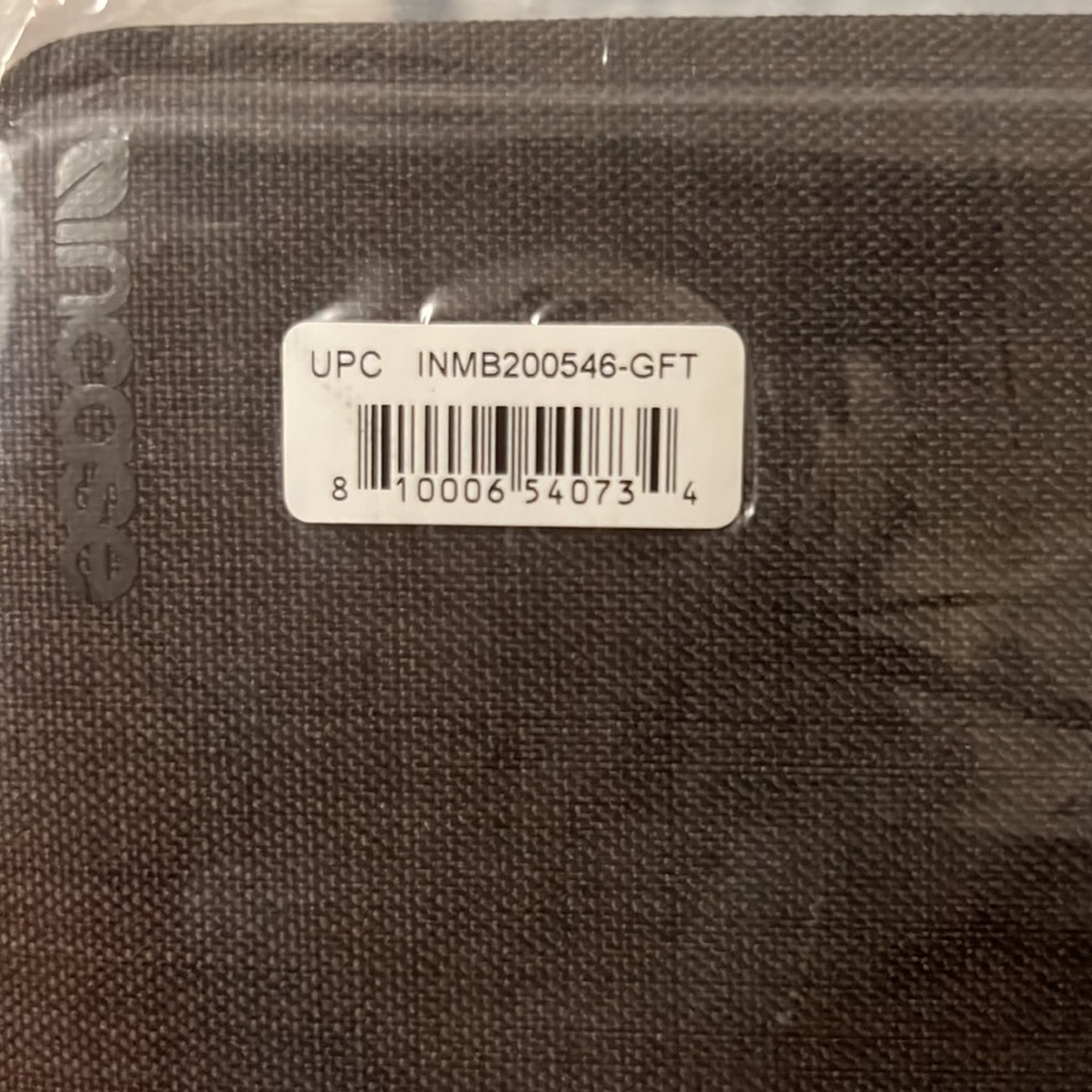 Incase laptop case - Picture 8 of 8